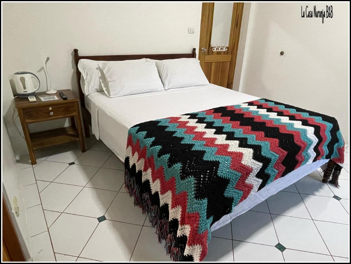 Olón La Casa Naranja Bed And Breakfast מראה חיצוני תמונה